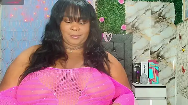 Snapshot of ebony_544 chatting on October 7, 3:33 am ebony 544 online show from October 7, 3:33 am