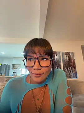 Jessie-pradoo online show from June 1, 9:27 pm