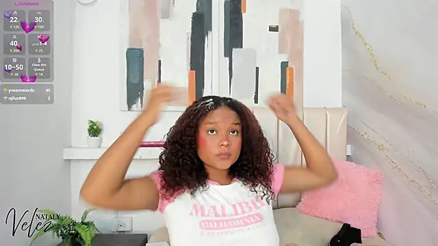 nataly velez online show from October 15, 7:27 pm