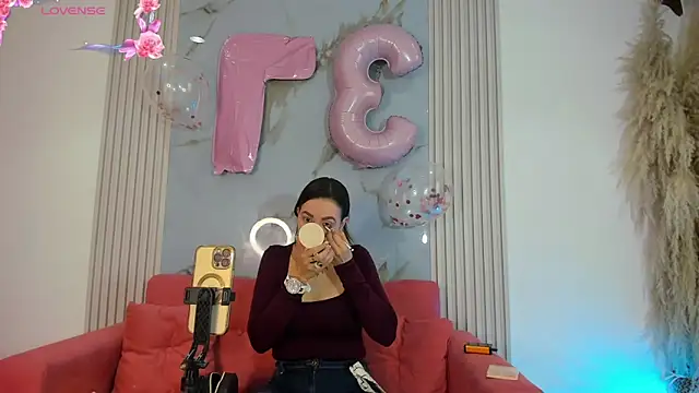 Snapshot of BridgetRodriguez chatting on October 11, 12:41 pm BridgetRodriguez online show from October 11, 12:41 pm