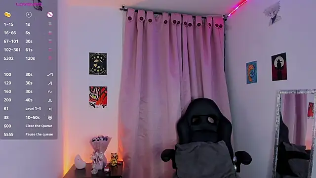 Snapshot of indra_cam chatting on September 18, 3:49 am indra cam online show from September 18, 3:49 am