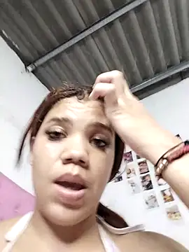 Snapshot of 1CANDYLOVE chatting on October 24, 1:34 am 1CANDYLOVE online show from October 24, 1:34 am