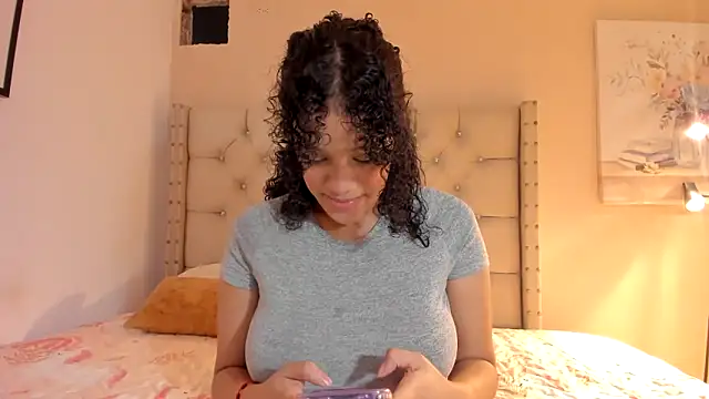 vanesasexyhot21 online show from February 2, 1:15 am