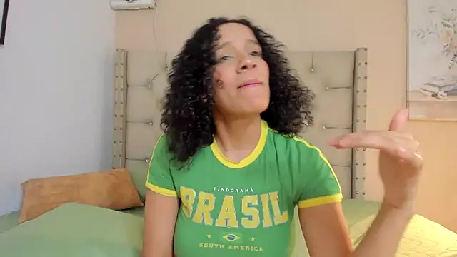 vanesasexyhot21 online show from April 9, 5:10 am