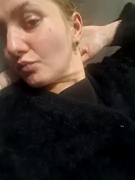 LinaPonti online show from October 22, 1:05 pm