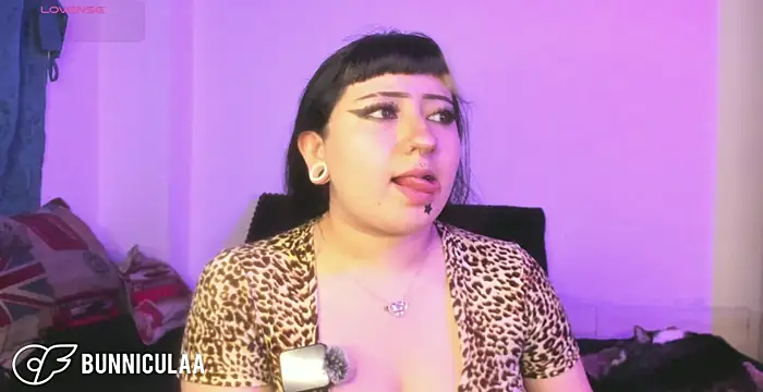 larissa01  online show from February 22, 10:21 pm