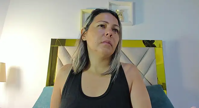 ariana-martins online show from October 4, 3:34 am