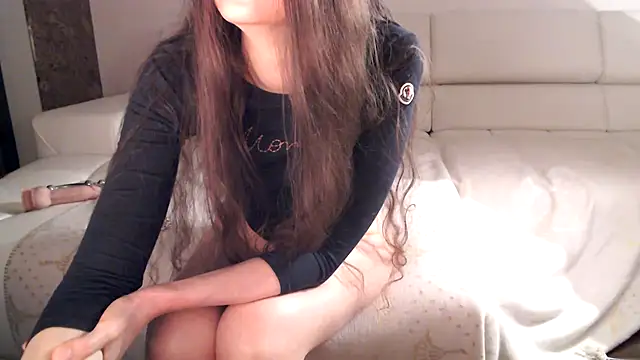 Snapshot of sexyLolia11 chatting on October 29, 1:43 am sexyLolia11 online show from October 29, 1:43 am