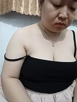 VyOanh2K online show from June 23, 3:54 pm