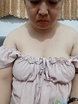 VyOanh2K online show from July 11, 4:51 pm