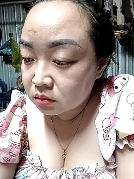 Snapshot of VyOanh2K chatting on September 15, 3:09 pm VyOanh2K online show from September 15, 3:09 pm