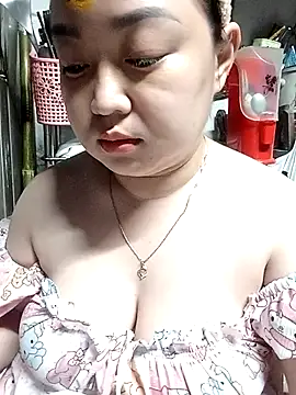 Snapshot of VyOanh2K chatting on September 10, 2:28 pm VyOanh2K online show from September 10, 2:28 pm