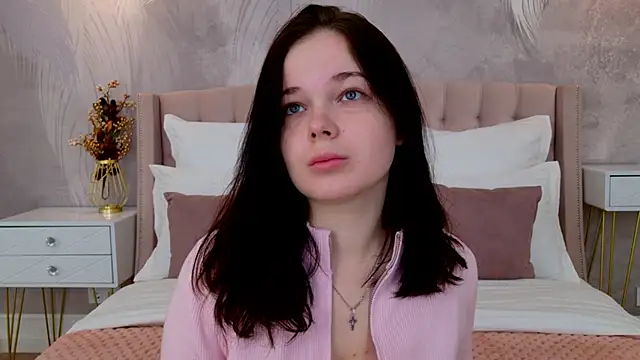 Snapshot of DeniseReese chatting on October 6, 2:28 am DeniseReese online show from October 6, 2:28 am