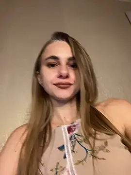 Snapshot of GraceTorrez chatting on October 18, 5:59 pm GraceTorrez online show from October 18, 5:59 pm