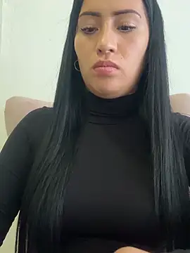 Sara luna  online show from February 8, 5:05 pm