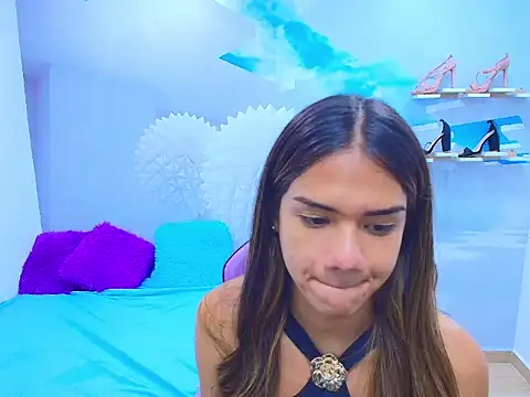 DEMI LEED online show from September 22, 1:53 pm