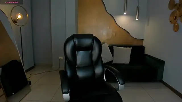 Snapshot of AbbyDalton chatting on September 25, 6:17 pm AbbyDalton online show from September 25, 6:17 pm