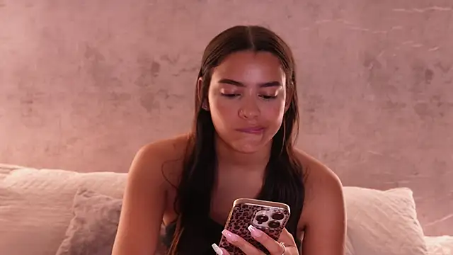 Nicky and Blake online show from January 15, 7:20 pm