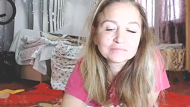 Snapshot of Vika_ chatting on September 16, 5:59 am Vika online show from September 16, 5:59 am