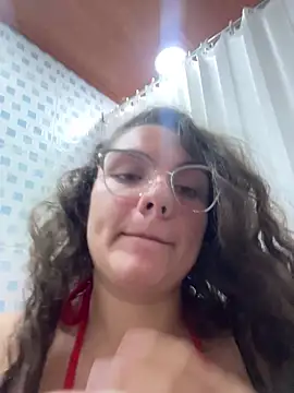 Snapshot of eva_y_marcelo chatting on October 19, 11:45 am eva y marcelo online show from October 19, 11:45 am