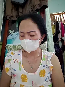 Snapshot of Baby-sexytits18 chatting on September 17, 6:00 am Baby-sexytits18 online show from September 17, 6:00 am