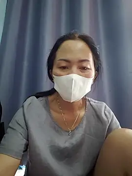 Snapshot of Baby-sexytits18 chatting on October 31, 1:29 am Baby-sexytits18 online show from October 31, 1:29 am