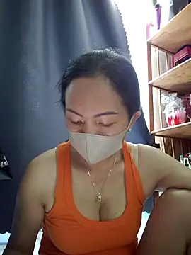 Snapshot of Baby-sexytits18 chatting on October 19, 2:35 am Baby-sexytits18 online show from October 19, 2:35 am