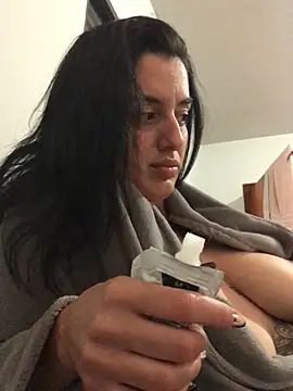 Snapshot of Catmila94 chatting on October 15, 10:18 am Catmila94 online show from October 15, 10:18 am