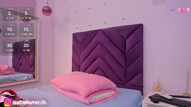 Snapshot of Isabellsmmith chatting on October 30, 3:24 pm Isabellsmmith online show from October 30, 3:24 pm