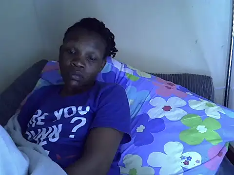 Snapshot of Sweet_serah chatting on October 4, 4:29 am Sweet serah online show from October 4, 4:29 am