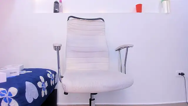 Sasha pearz online show from September 26, 3:59 am