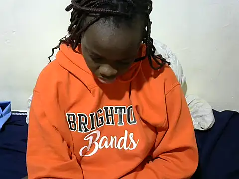 Snapshot of Thicky_kyla chatting on September 18, 8:18 pm Thicky kyla online show from September 18, 8:18 pm