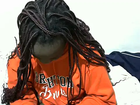 Snapshot of Thicky_kyla chatting on September 23, 7:12 pm Thicky kyla online show from September 23, 7:12 pm