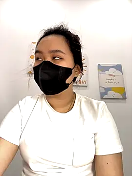 Snapshot of Odette68 chatting on October 19, 12:56 am Odette68 online show from October 19, 12:56 am