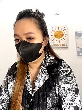 Snapshot of Odette68 chatting on October 30, 4:59 am Odette68 online show from October 30, 4:59 am