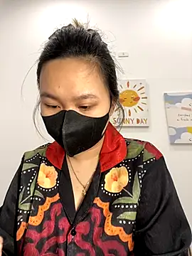 Snapshot of Odette68 chatting on October 20, 2:36 am Odette68 online show from October 20, 2:36 am