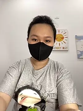 Snapshot of Odette68 chatting on October 14, 9:12 am Odette68 online show from October 14, 9:12 am