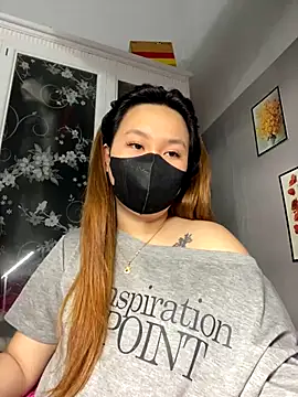 Snapshot of Odette68 chatting on September 19, 7:51 am Odette68 online show from September 19, 7:51 am