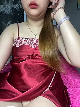 Snapshot of Odette68 chatting on September 28, 2:40 am Odette68 online show from September 28, 2:40 am