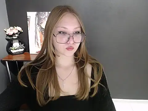 lady minx online show from November 4, 7:46 am