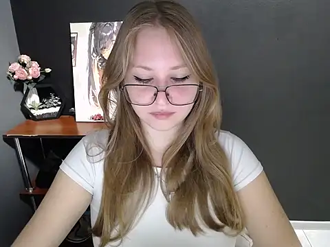 lady minx online show from October 11, 7:57 am