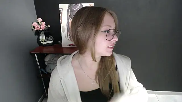 lady minx online show from October 20, 6:38 am