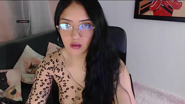 Suzanne abbey online show from December 15, 10:59 pm