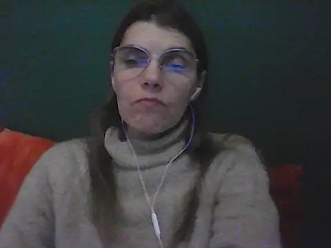 Snapshot of Musical__fantasy chatting on October 18, 8:43 pm Musical  fantasy online show from October 18, 8:43 pm