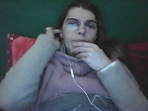 Snapshot of Musical__fantasy chatting on October 19, 9:06 pm Musical  fantasy online show from October 19, 9:06 pm