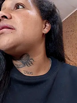 Snapshot of Michelle_Brito1 chatting on October 23, 10:38 pm Michelle Brito1 online show from October 23, 10:38 pm