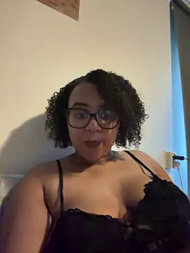 BaddieMelanie online show from July 18, 4:09 pm