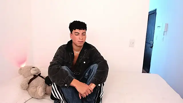 sweet boys xx online show from October 26, 6:58 pm