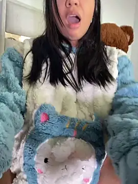  octavia  online show from September 10, 1:44 pm