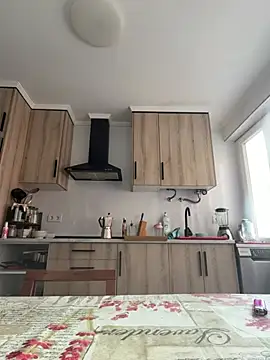 SOFIASWEETSECRETT online show from June 2, 7:31 am